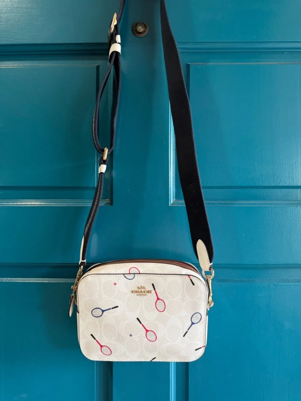 Tennis Enthusiasts - Coach White signature Crossbody with Tennis Print - Picture 6 of 7